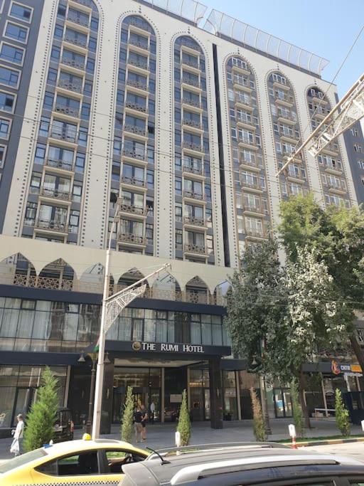 Lovely 1-Bedroom Rental Unit In Downtown Dushanbe Exterior foto